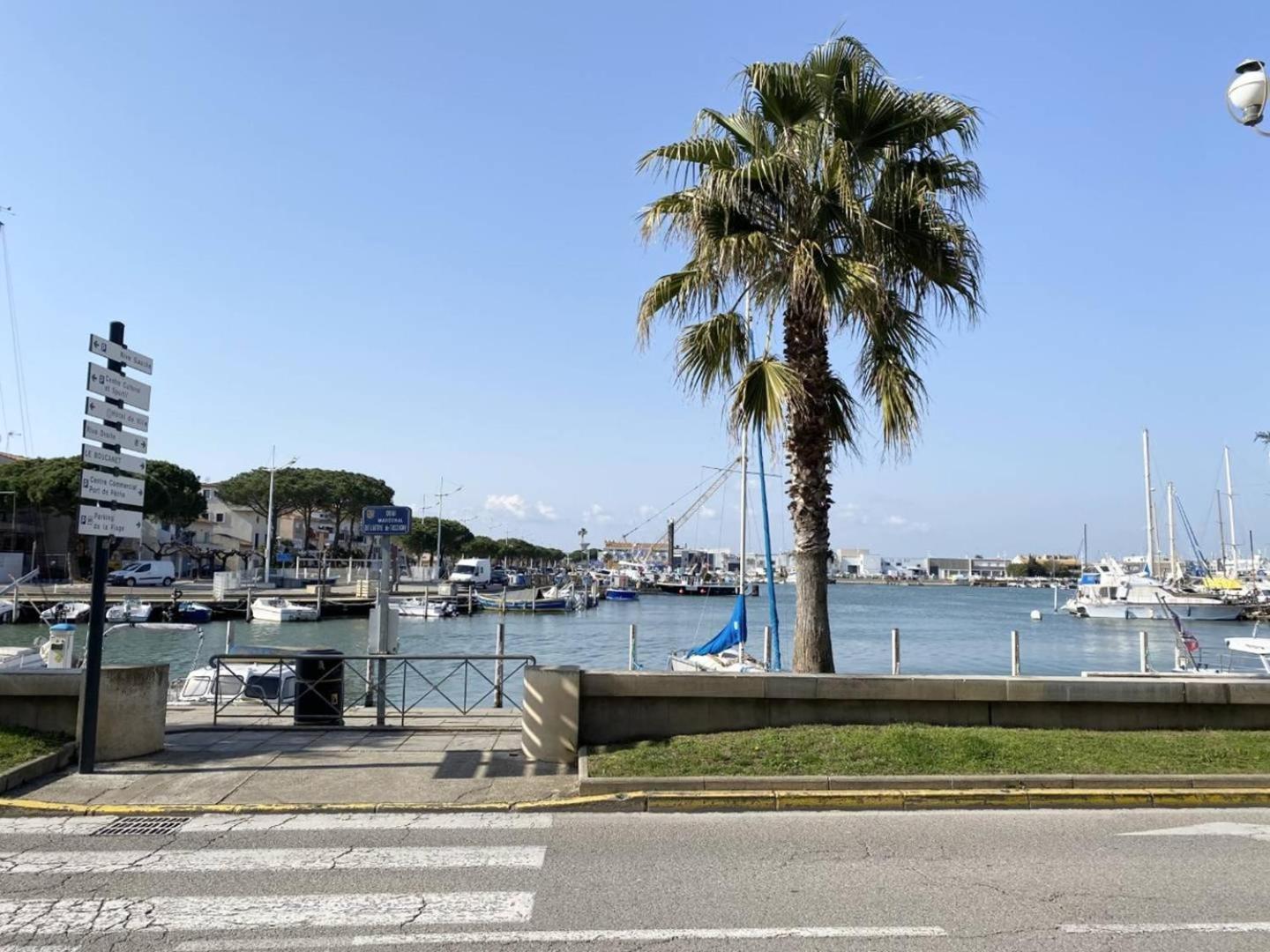 As21673 - En Rez De Chaussee Face Au Canal Le Grau-du-Roi